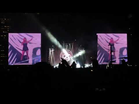 The Chainsmokers & Kelsea Ballerini - This Feeling @ Lollapalooza 2019