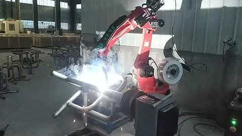 Flexible 6 axis Robotic Arm Laser #cgxi #weldingcobot #cobotwelder #jocrt #SQrobot