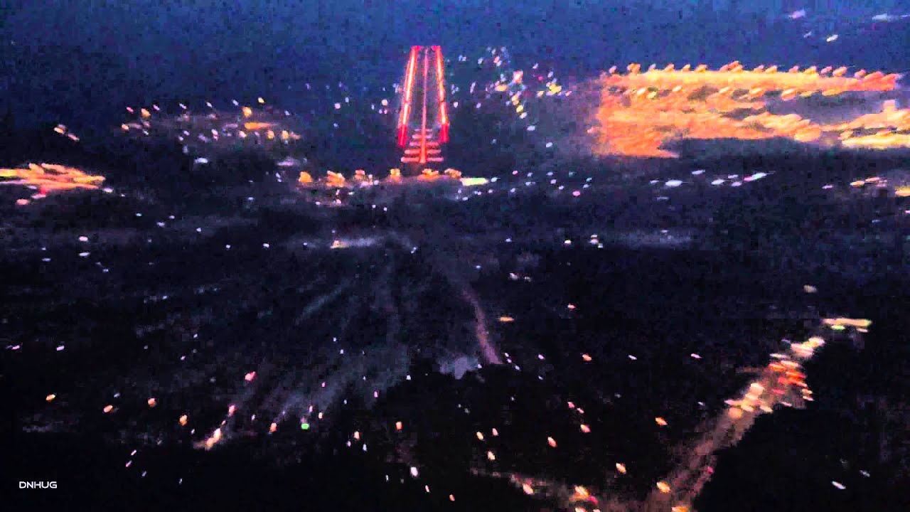 330-300 Cockpit Landing at Zurich Runway 34