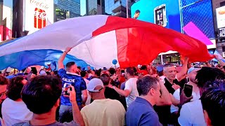 ⚽️ FIFA World Cup 26 FRANCE - SENEGAL Fans in Times Square, New York City 🇫🇷 🇸🇳 