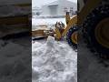 豪雪地帯の雪下ろしとタイヤショベルでの押し雪（除雪 排雪 山形）