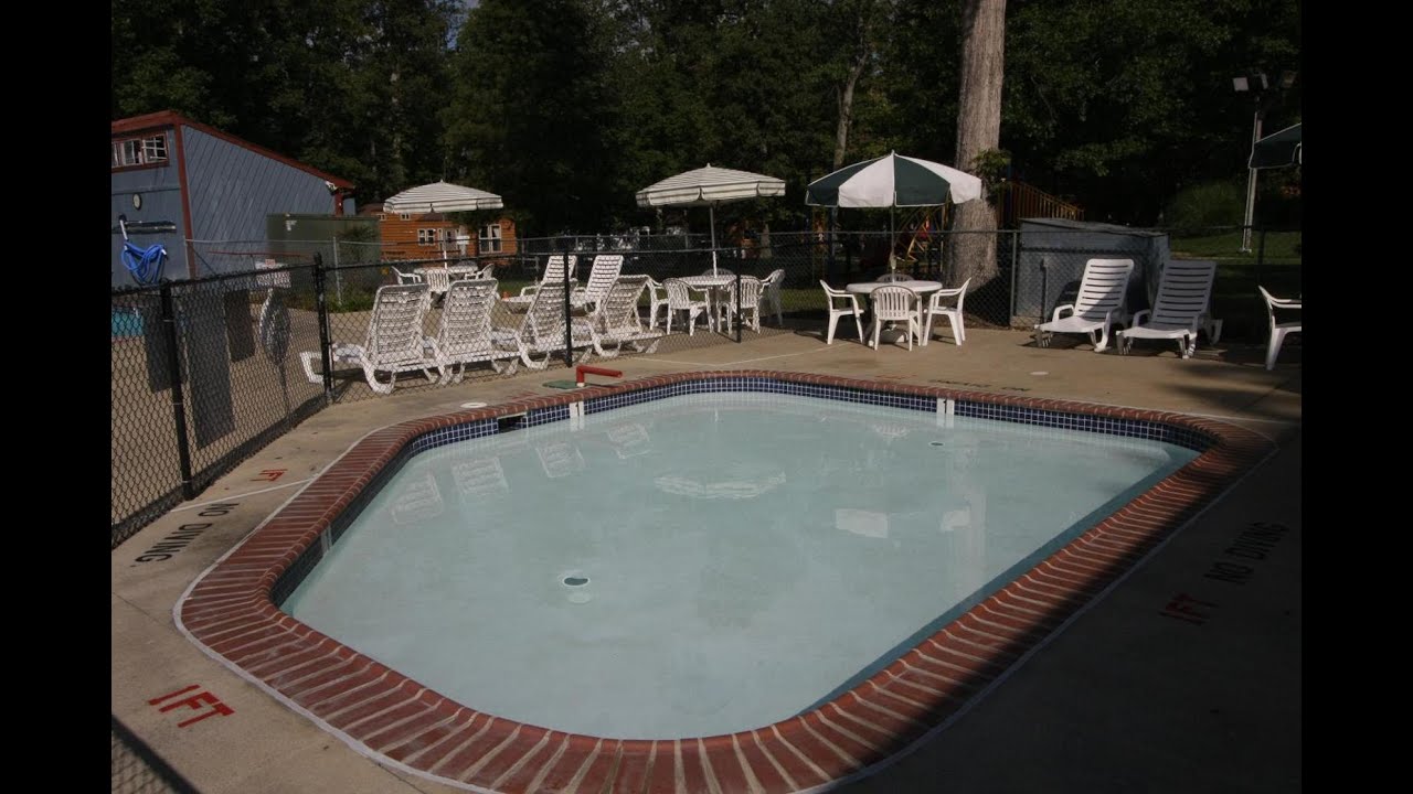 Williamsburg Camping Resort One Bedroom Loft Cabin 4 | Cabins in Croaker