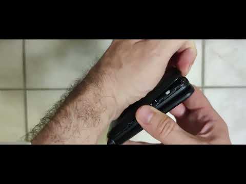 How To Remove The Battery On An AT&T Cingular Flip 3 Q28A Cell Phone