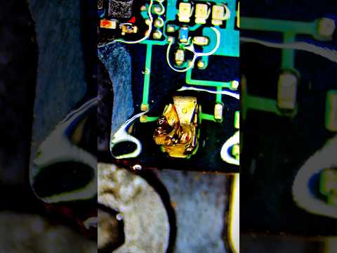 Socket Antenna Repair | What Type Is This? 🤔 #phonerepair #microsoldering