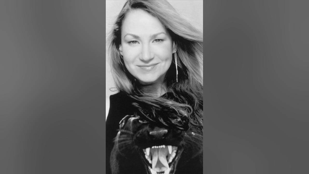 Joan Osborne (Joan Elizabeth Osborne) 🎵One of us #shorts #oneofus #joanosborne