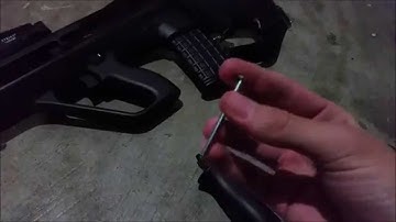 Removing the Steyr Aug A2 DiscoverlyLine AEG Foregrip