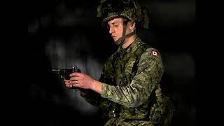 Forces canadiennes - Browning Hi-Power Pistol - Clair