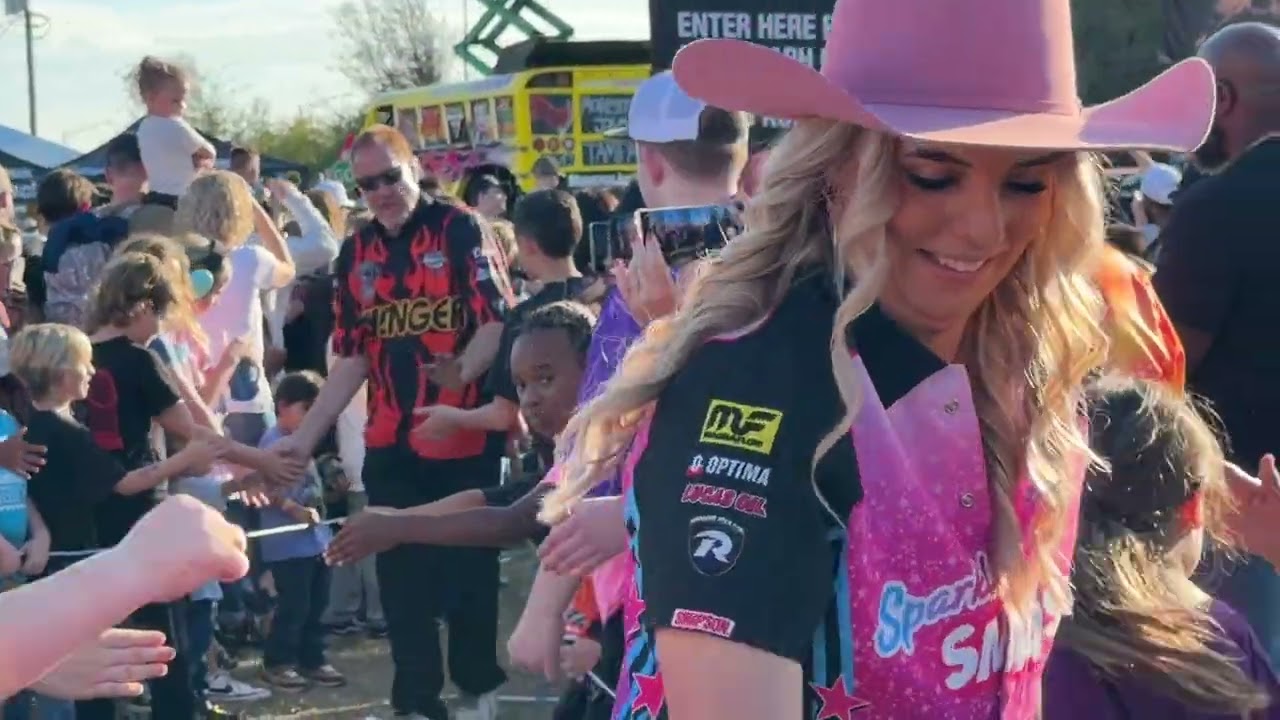 Monster Jam Тампа, Флорида, 2026 | Видеоблог с субботней вечеринки в пит-лейне