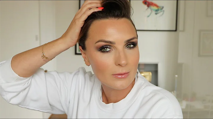 Super easy smokey eye make up look for anyone