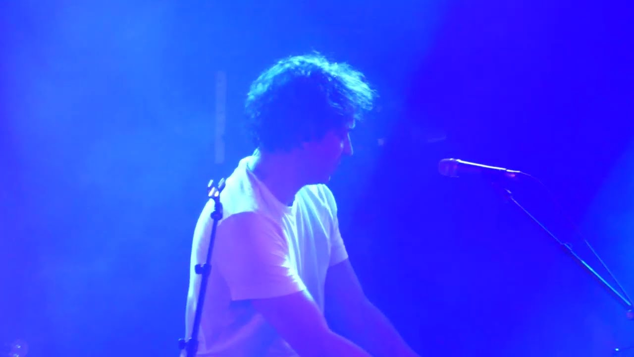 Tahiti 80 - Vertigo, live @ la Maroquinerie 2024 adlı videoyu YouTube'da izle Tahiti 80 - Vertigo, live @ la Maroquinerie 2024 adlı videoyu YouTube'da izle