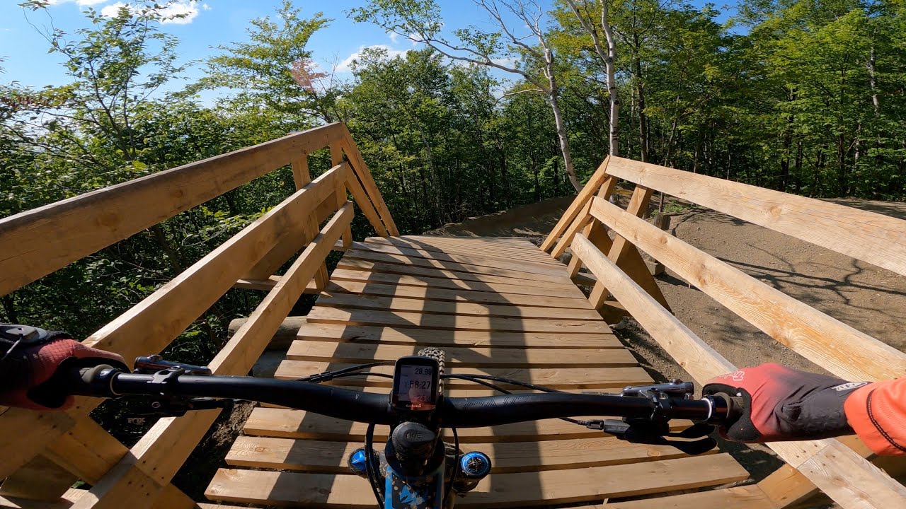 La 7 (Updated for 2022) Bromont Bike Park YouTube