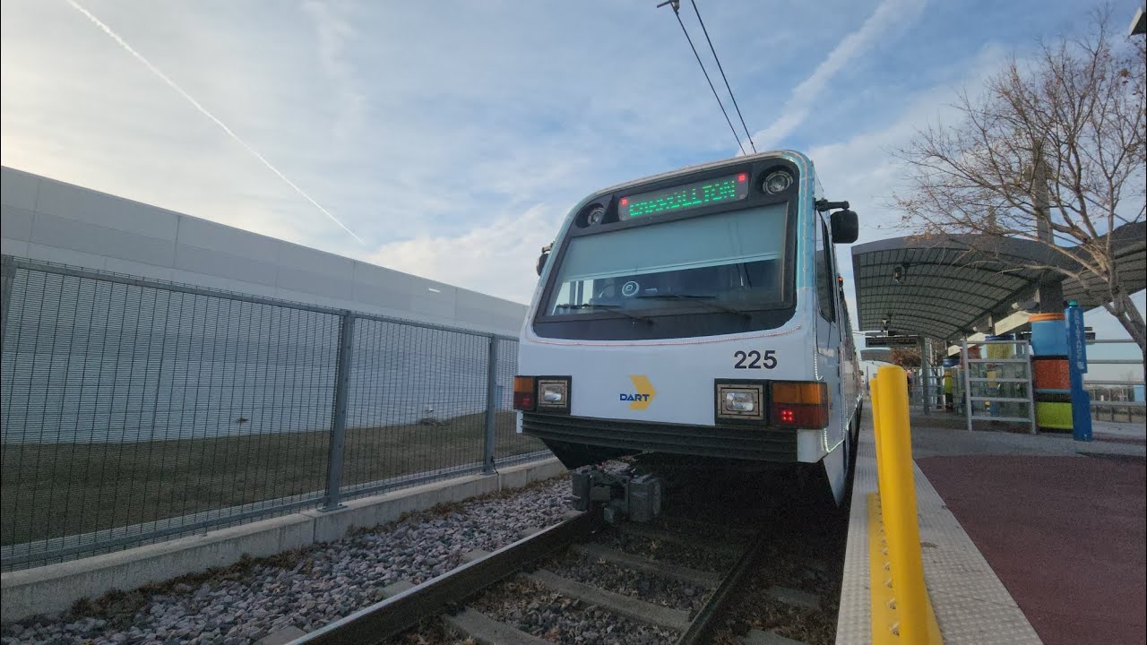 DFWRP CHRISTMAS SPECIAL: Holiday Train, 185, & More! Almost 2 HOURS of DART Trains!