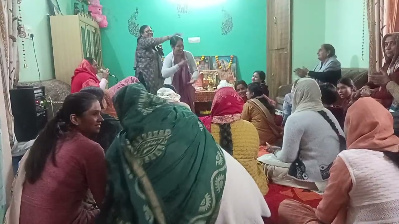 हद करदी हे तेरे काले ने,घेर लई हे घलिहारे में।।