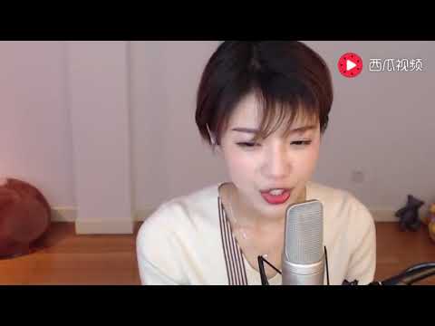 这首《广东爱情故事》除了那两句带着普通话味道的粤语，其他完美