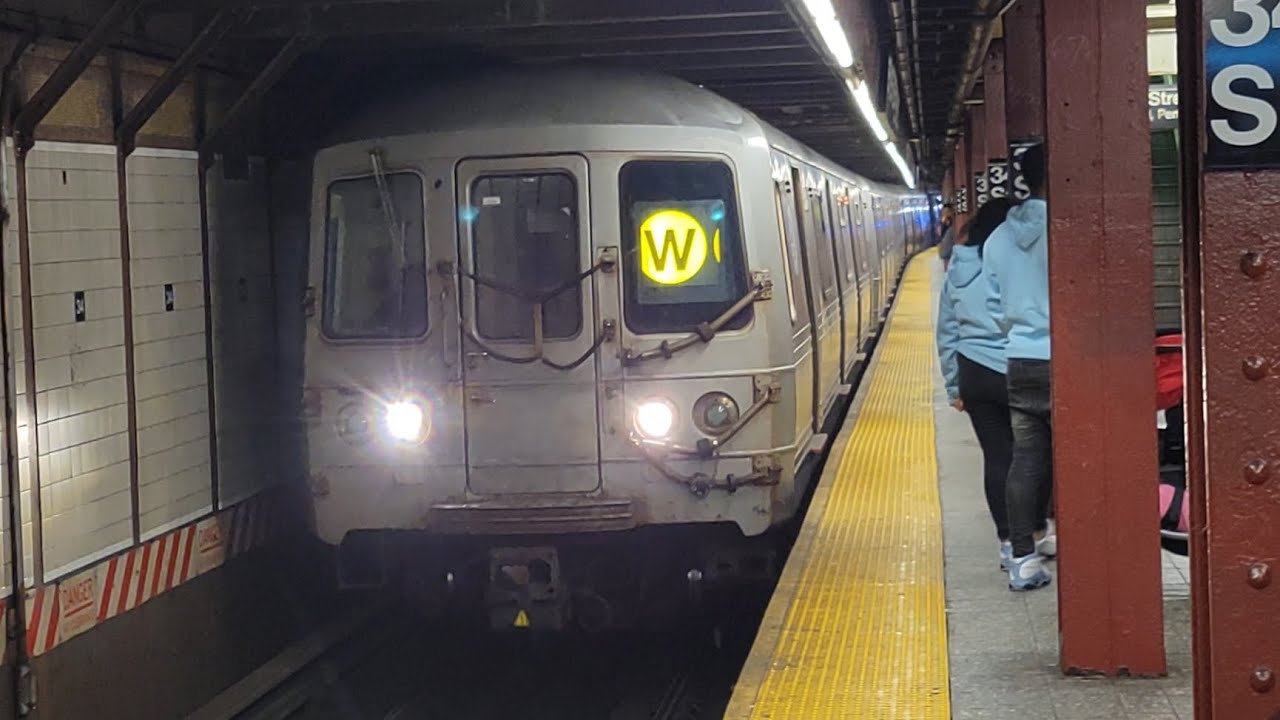 Whitehall R Train NYC Subway: Whitehall St Bound R46 W Train (Weekend) @ 34th St-Herald ...