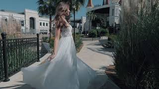 Chelsey Wedding dress in the "boho" style with a soft skirt train screenshot 5