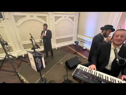 Moshe Hammer on keys & Motty Reisman & Avrumi Danziger