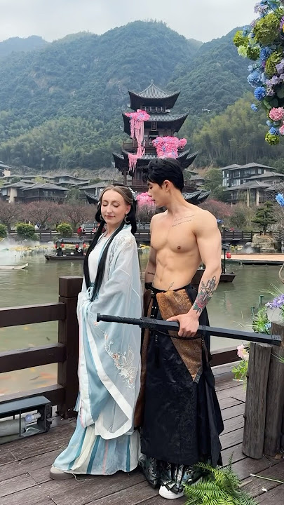 This Surprise Guest Made Our Photoshoot Unforgettable! ๐ฑ๐ฅ #shorts #travel #fyp