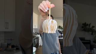 Caramel Apple Lovers, you’re in luck! 🍏😋 I’m sharing all my tips with you! #apples #caramelapples