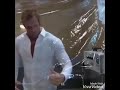 يضحي بنفسه من أجل حبيبته