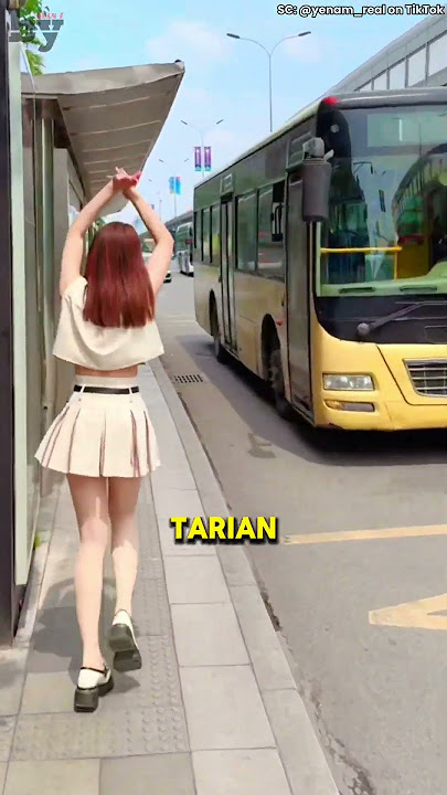 Gadis cina ini menari untuk sopir bus❗😍👀 #shorts #shortvideo