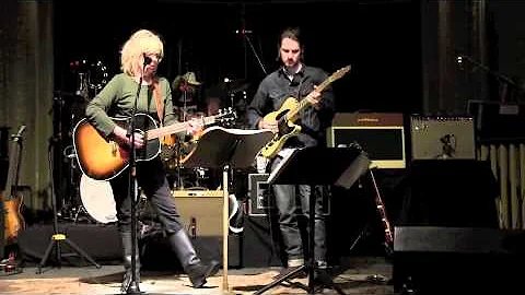 LUCINDA WILLIAMS--IF WE MAKE IT THROUGH DECEMBER (...