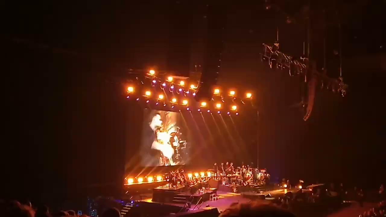 HAUSER -Papp László Budapest Sportaréna/2022.12.22./