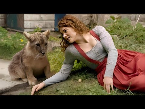 بنت بتلاقي ذئب وشبل صغيرين فبتربيهم هي ولما بيكبرو بيحرسوها ملخص فيلم Le Loup Et Le Lion 