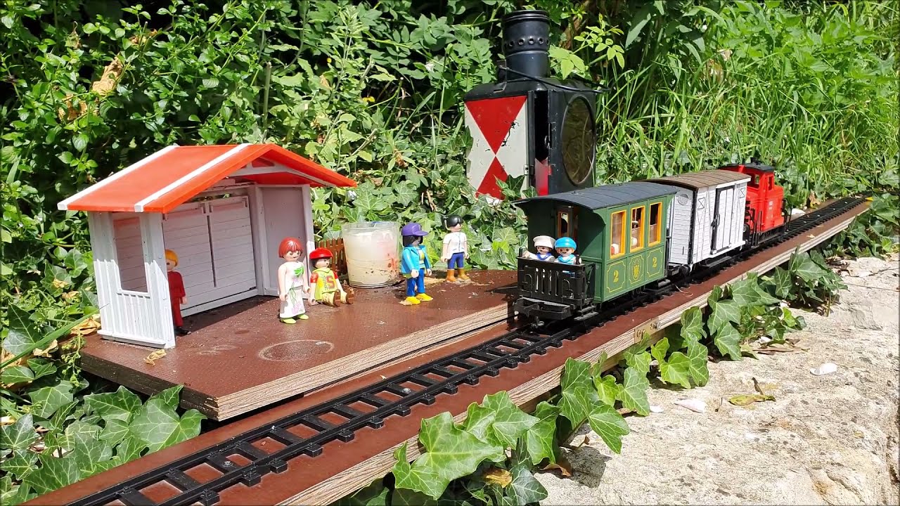 Pf.F.G.B. Faller PlayTrain Gartenbahn: Personenzug mit Güterbeförderung im Garten