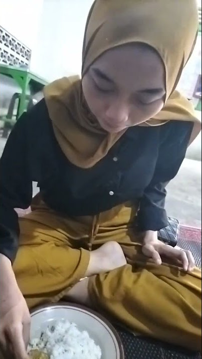 haluan makan di lesehan bersama cewek #fyp #firal #trending  #haluan #mentahanvideo #cewekcantik #