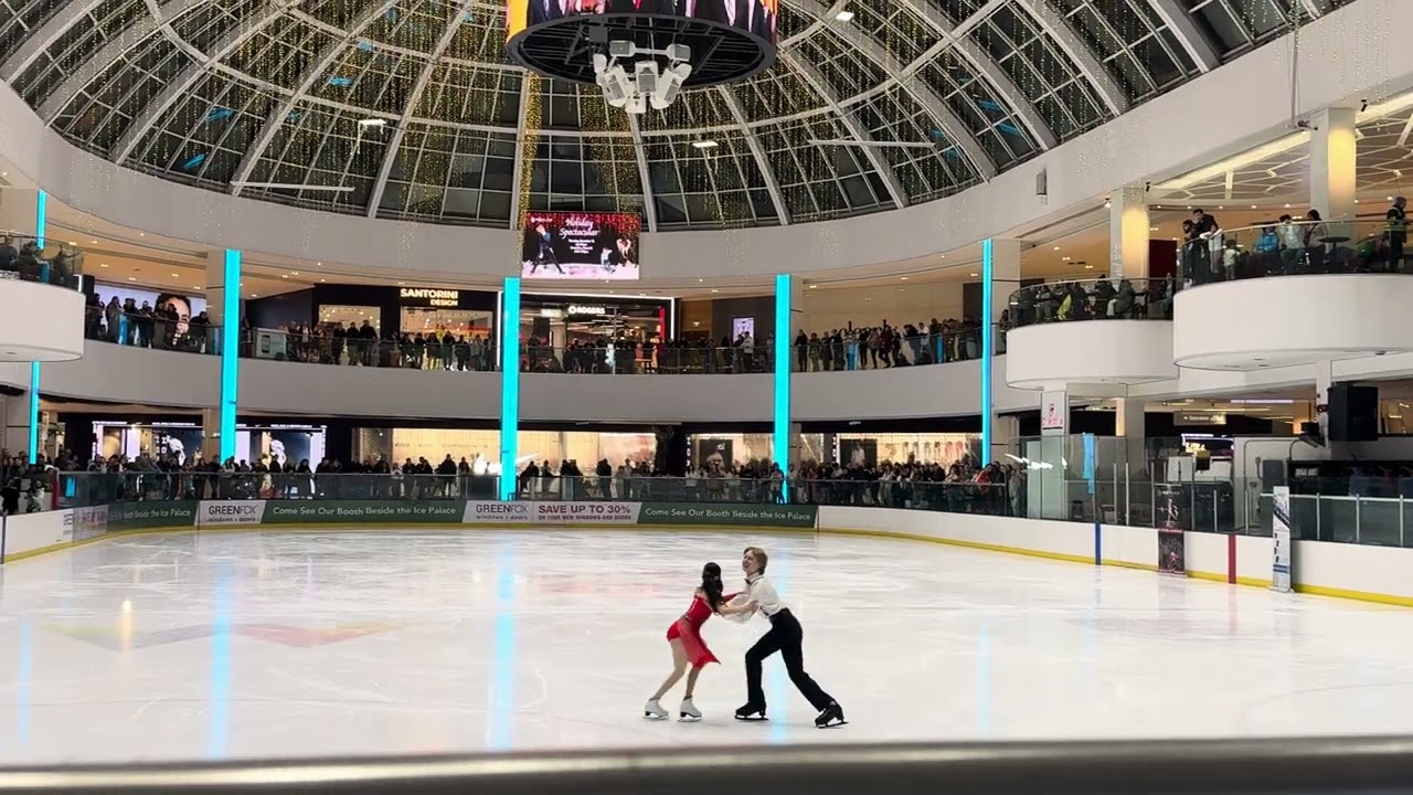 2025 ice palace holiday spectacular 