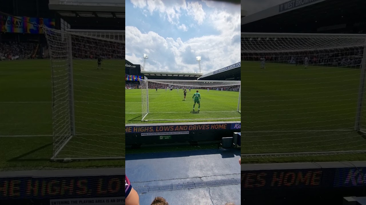 Alex Palmer warming up in goal for West Bromwich Albion v Southampton 