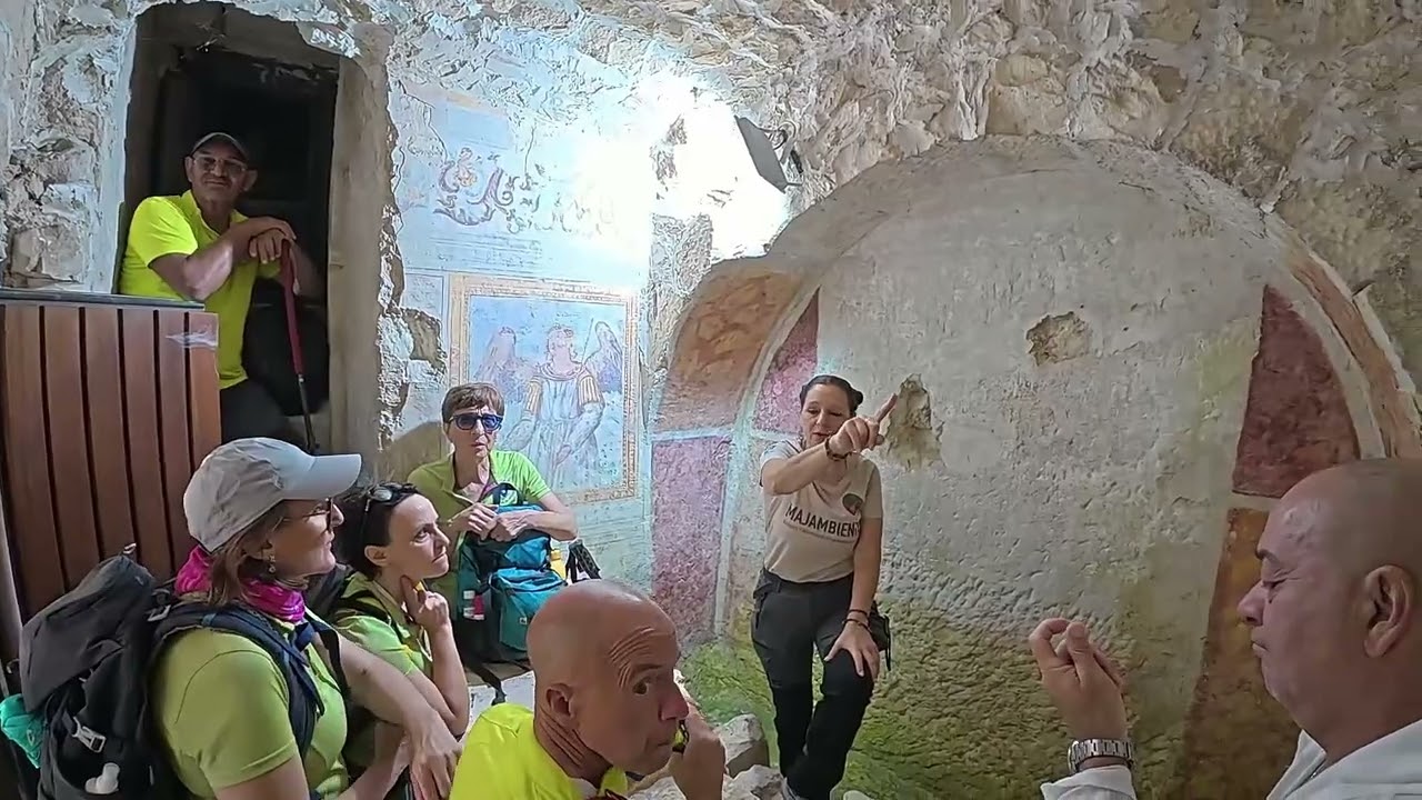 Majella - Escursione da Fonte Tettone all'Eremo di Santo Spirito e poi all'Eremo di San Bartolomeo