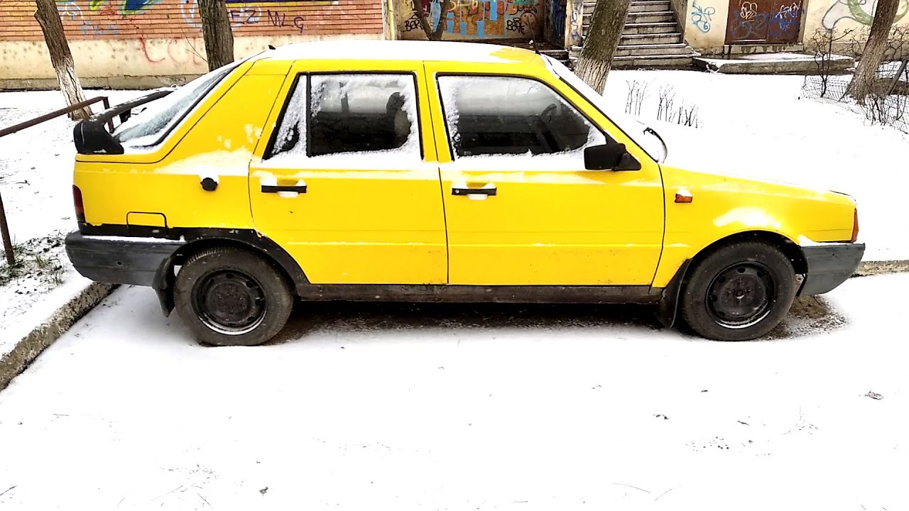 Dacia Nova 1.6L Yellow, in good condition