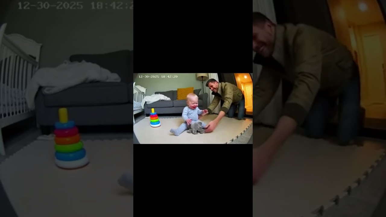 Малышка повернулась… и расплакалась 😭 