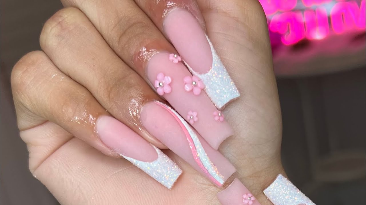 45+ Hot Pink Nails for Your Summer Look