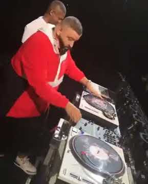 DJ Khaled showing his skills on the turntables!!