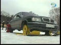 "Волга"-3110 против снегохода.