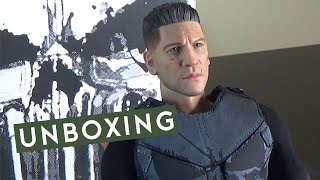 Unboxing the 1/6 scale Facepool figure The Punishman Frank action figure