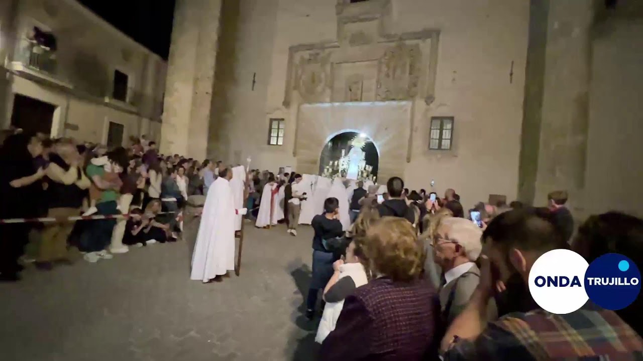 🔴 DIRECTO TRUJILLO - Salida de la Procesión Magna del #ViernesSanto. #SemanaSanta2023
