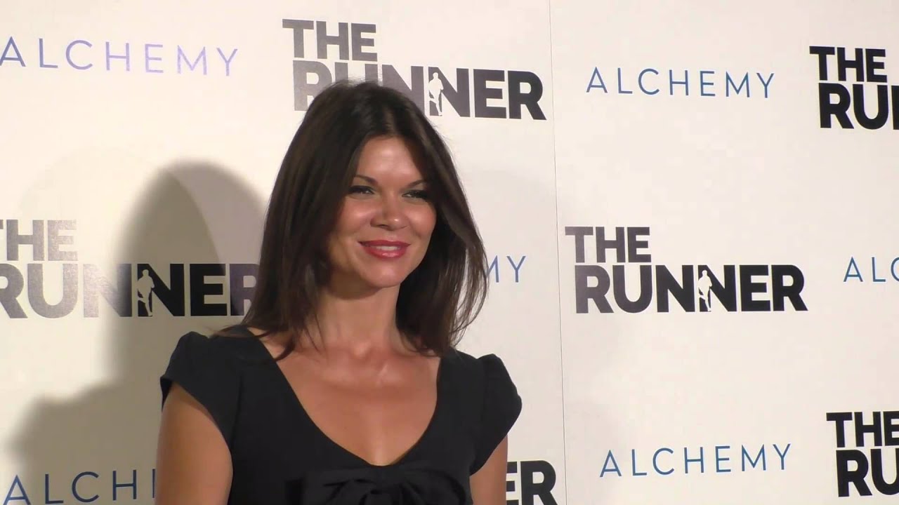 Danielle Vasinova on the red carpet at The Runner Premiere @Vasinova