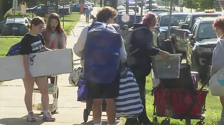 New students feel mixed emotions on Buffalo State move-in day