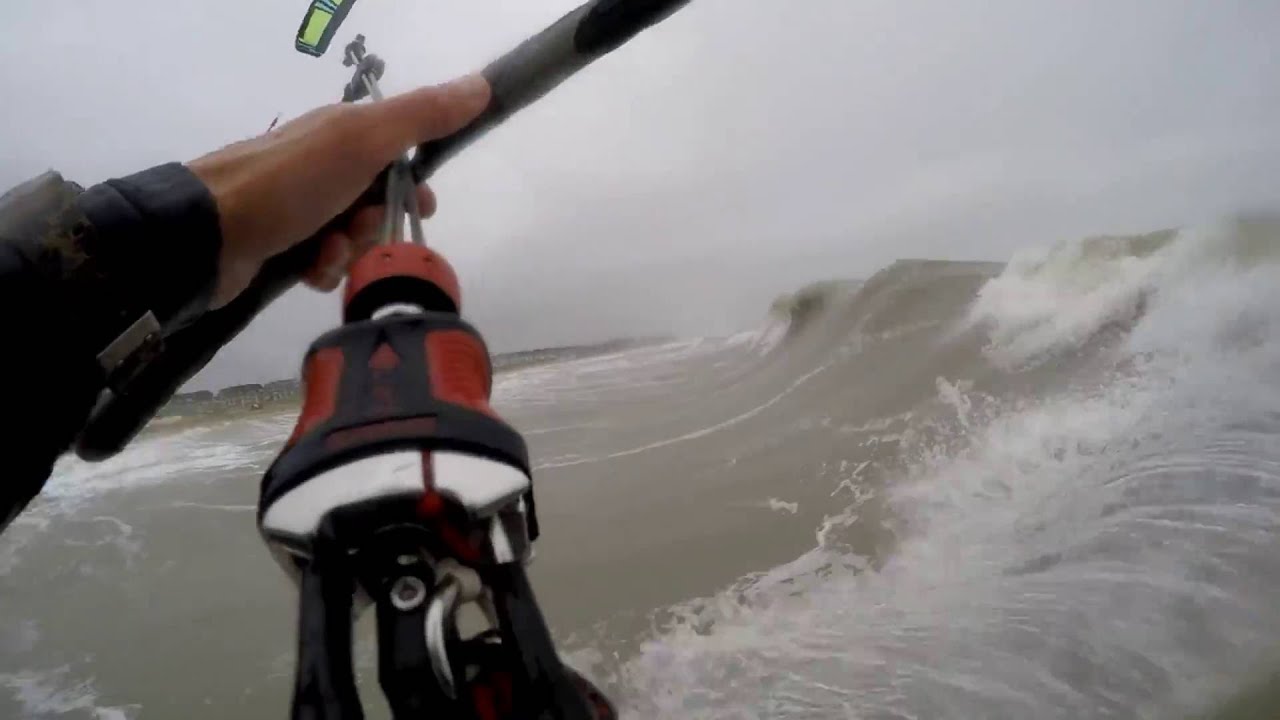 Big wave kite session 02/06/2016 surfers paradise Knokke