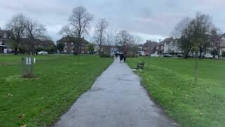 Colliers Wood 19 min to walk 