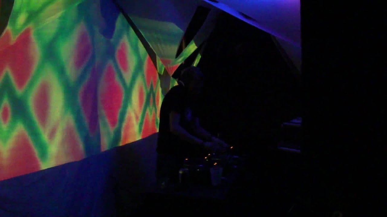 10/31/07 F.F.T LIVE at OSAKA JAPAN 01