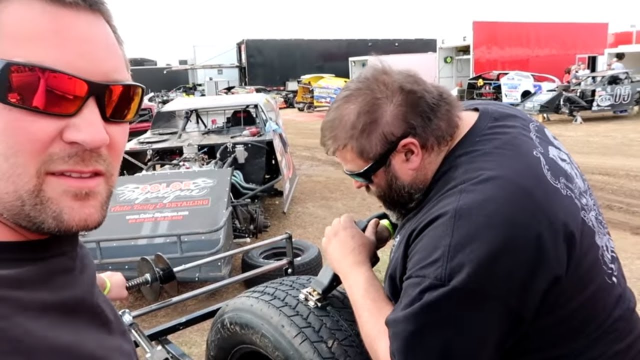 Going Dirt Modified Racing in Kansas - YouTube