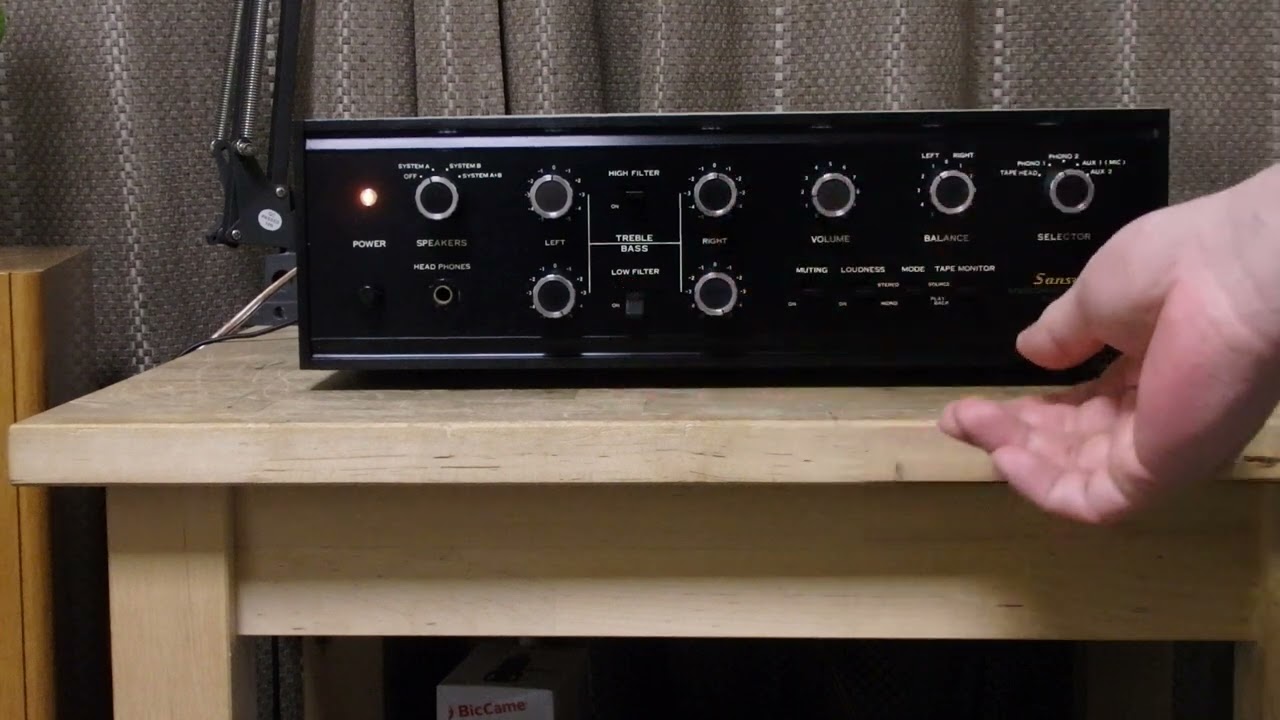 Sansui AU-555 プリメインアンプ - YouTube