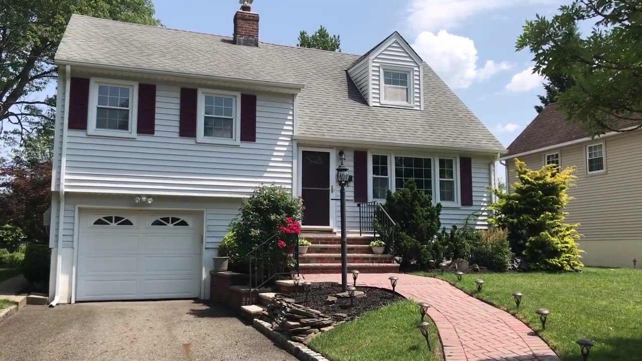 Team Ellenbogen Lists 7 Highview Terrace Bloomfield in Brookdale Park Section