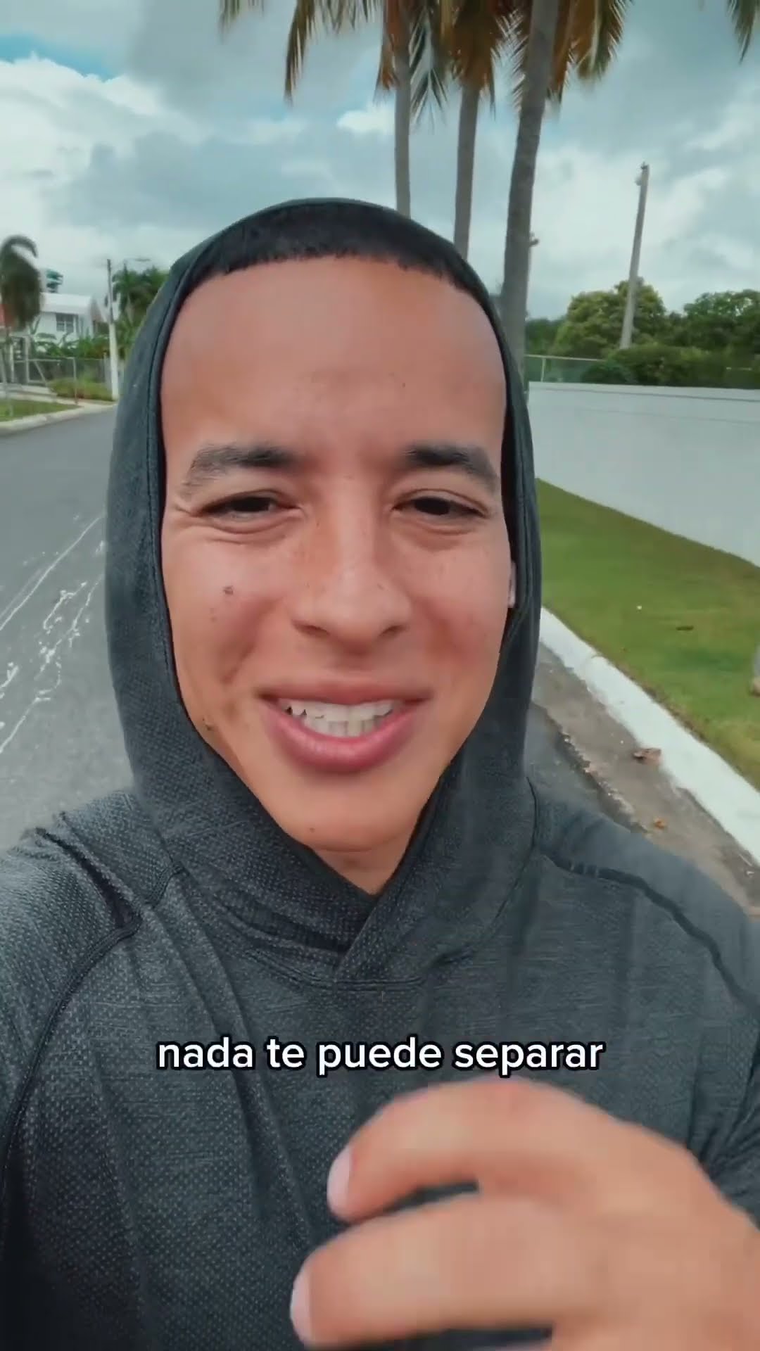 EL SUMO SACERDOTE ES UN AMIGO ? HEBREROS 4:15 - 16 ¡ QUE TENGAN UN DÍA BENDECIDO!