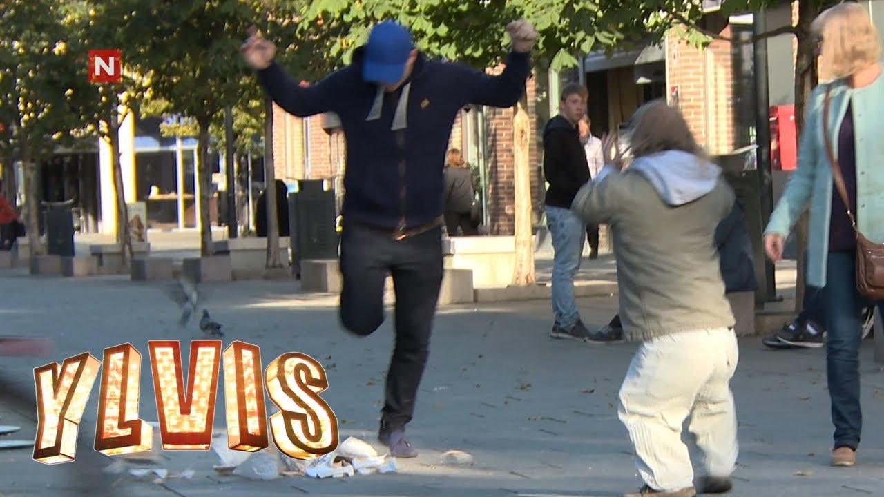 Ylvis' Polish lookalikes 4 - Catch the vase (Eng subs)